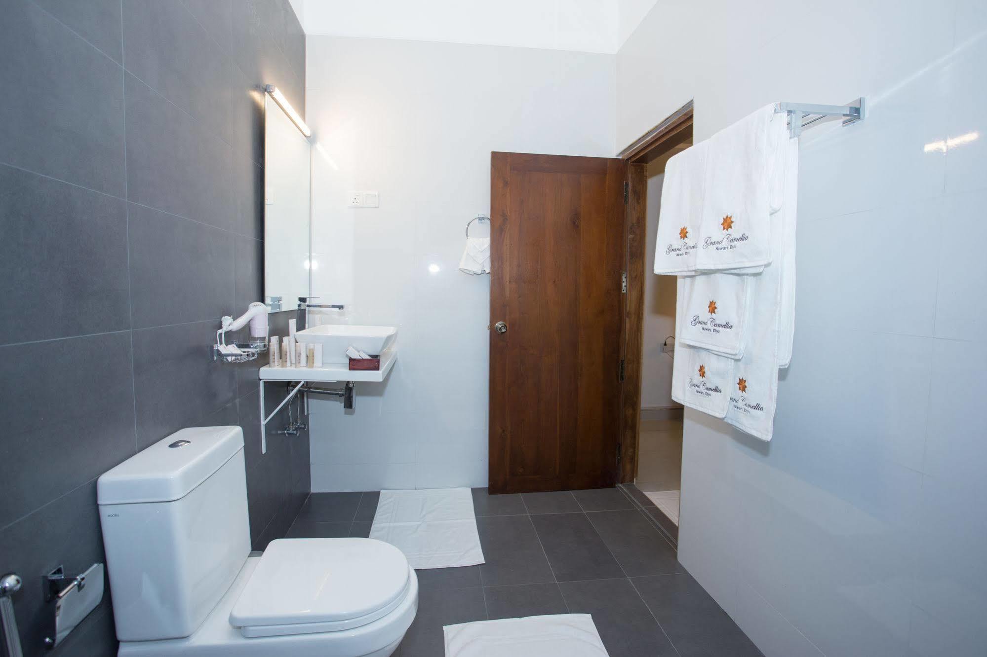 Grand Camellia Hotel Νουβάρα Ελίγια Εξωτερικό φωτογραφία