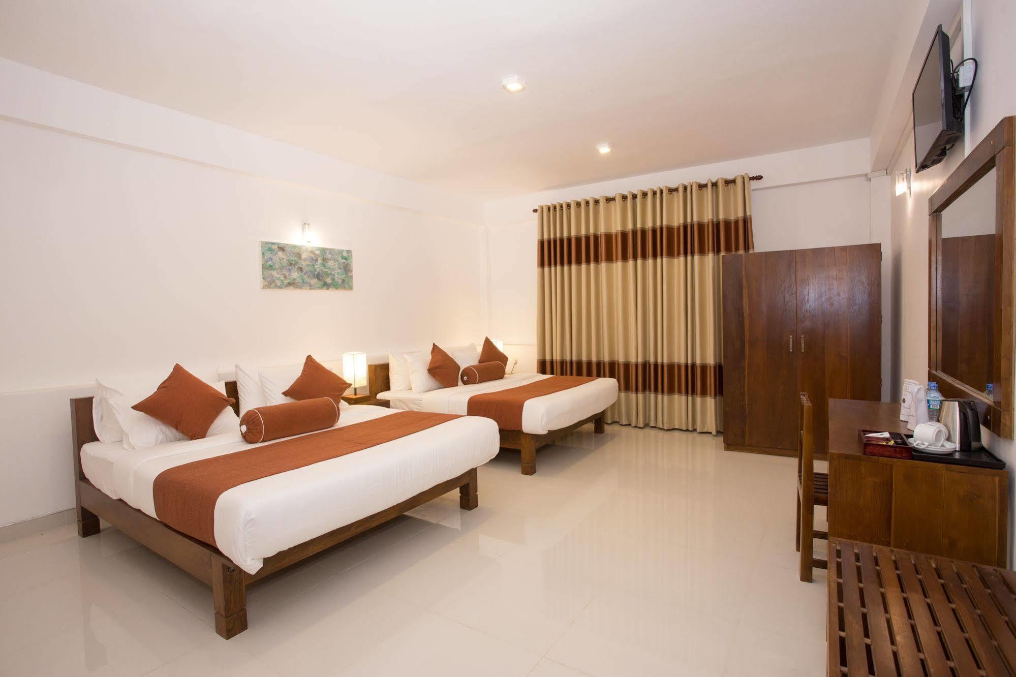 Grand Camellia Hotel Νουβάρα Ελίγια Εξωτερικό φωτογραφία